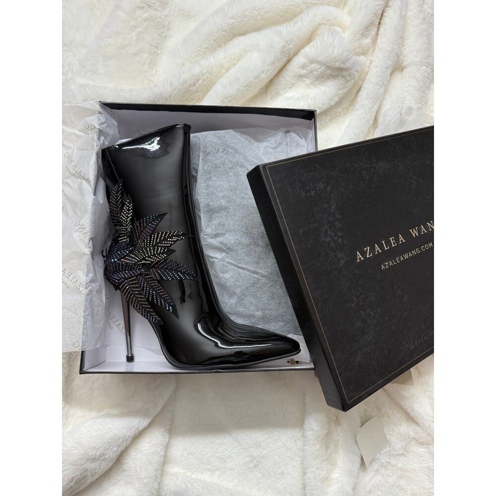 Azalea Wang Booties size 8.5